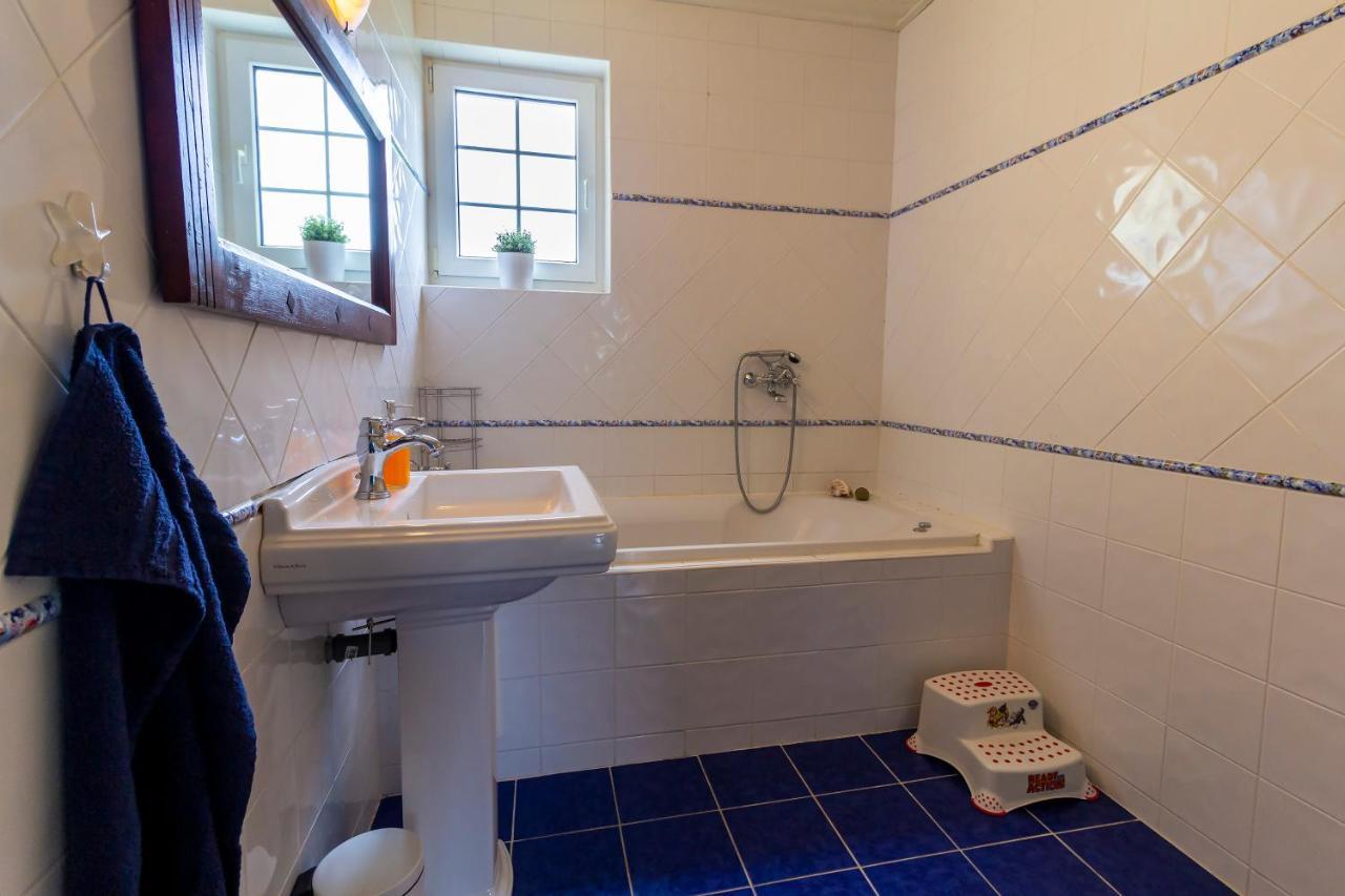 Apartmanovy Dum Vilémovice Exteriör bild