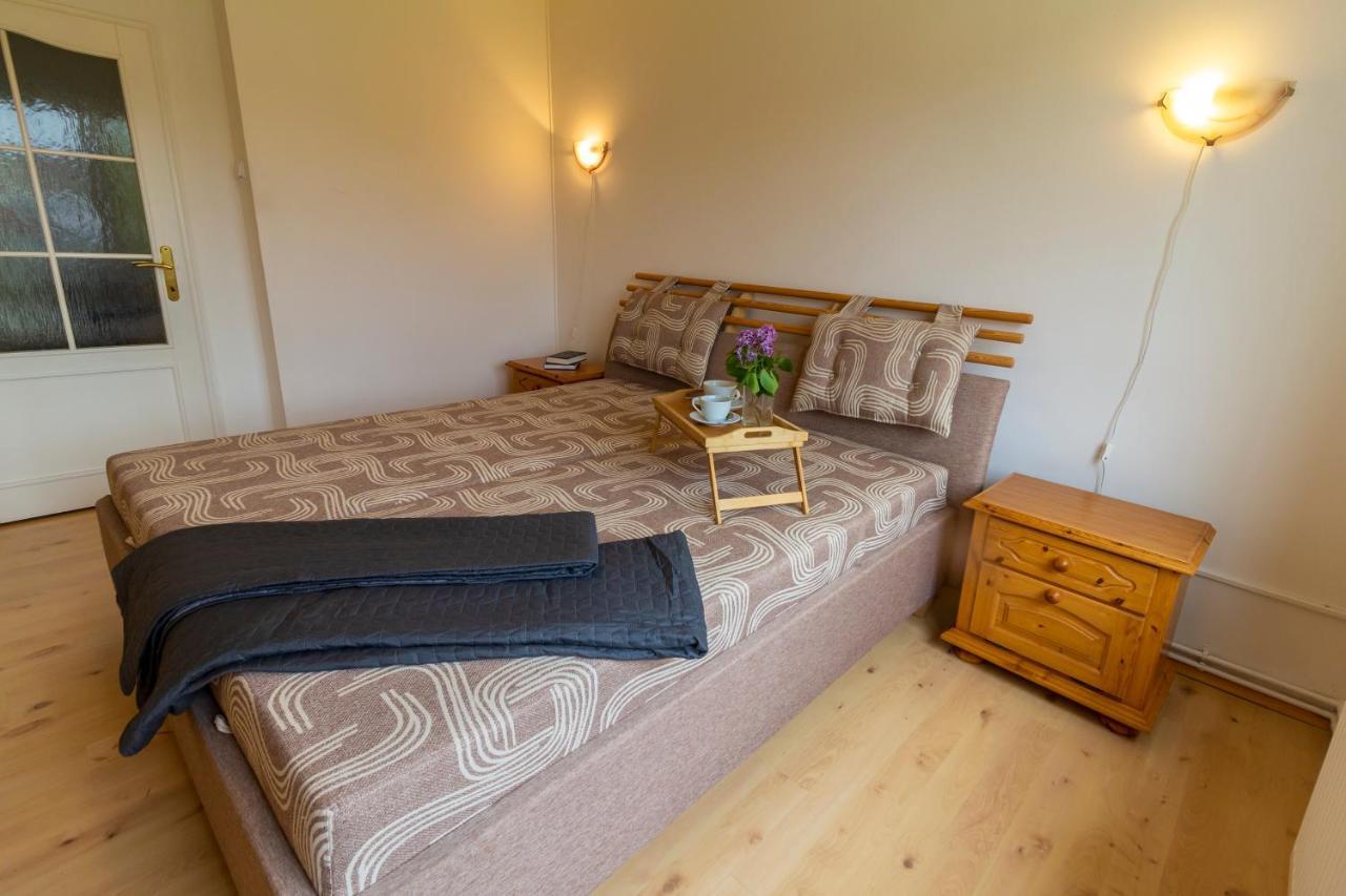 Apartmanovy Dum Vilémovice Exteriör bild
