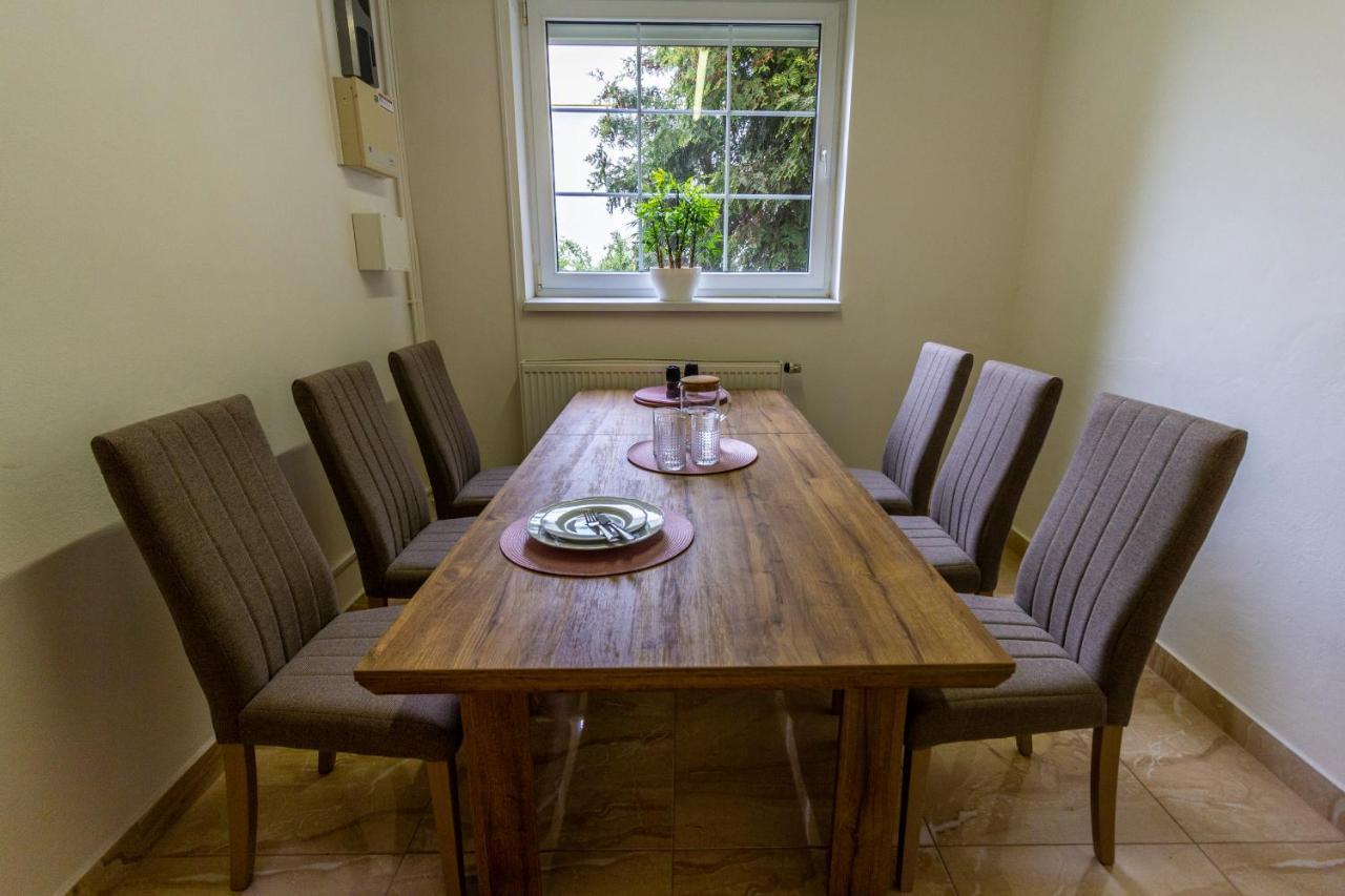 Apartmanovy Dum Vilémovice Exteriör bild