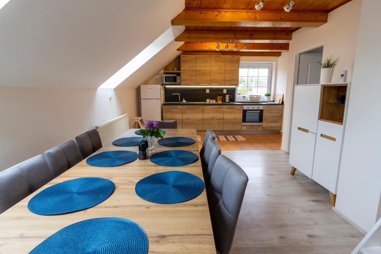 Apartmanovy Dum Vilémovice Exteriör bild