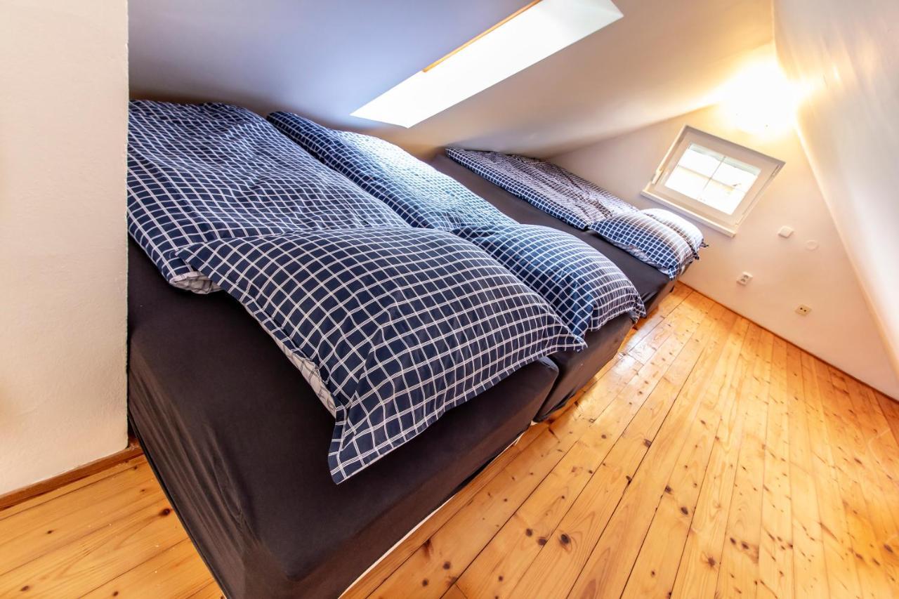 Apartmanovy Dum Vilémovice Exteriör bild