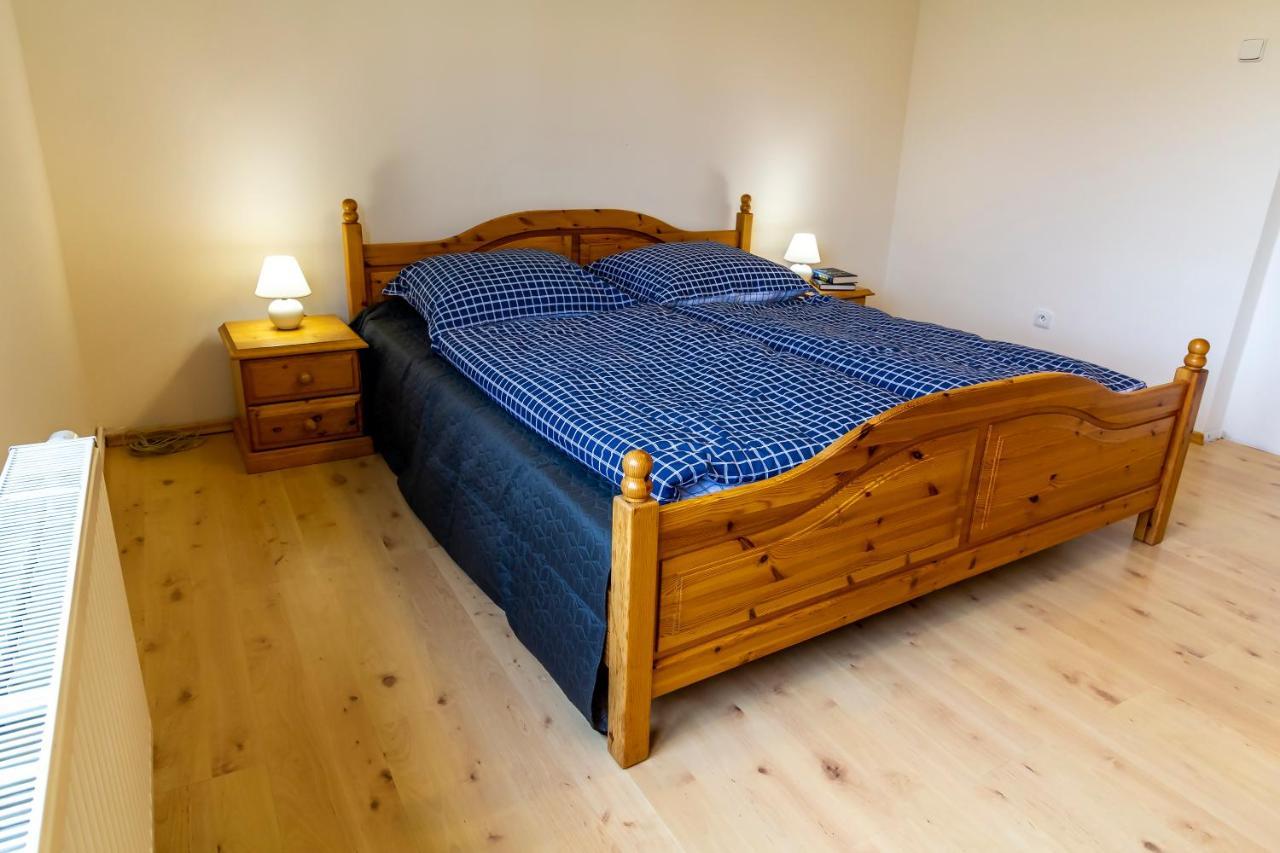 Apartmanovy Dum Vilémovice Exteriör bild