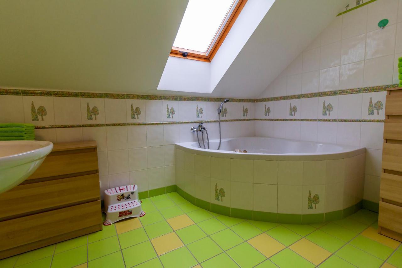 Apartmanovy Dum Vilémovice Exteriör bild