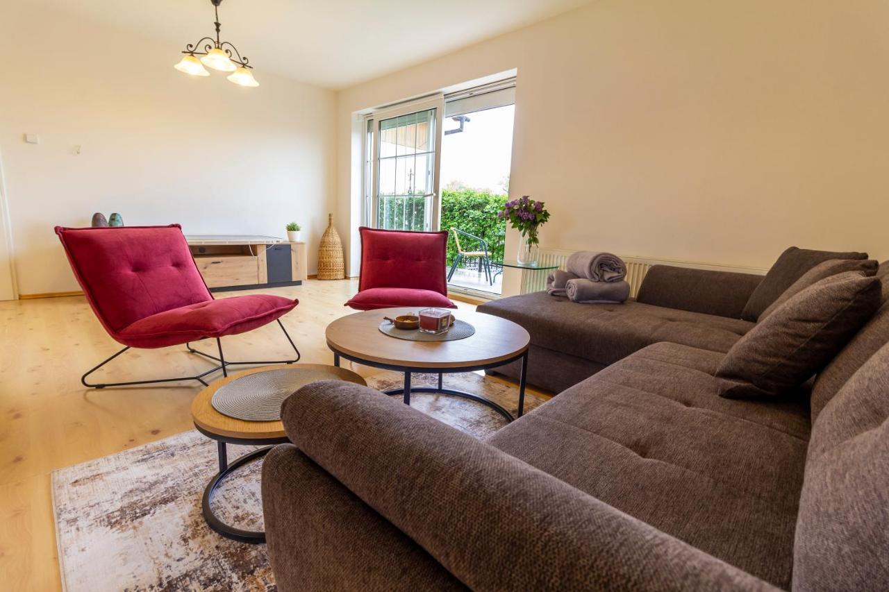 Apartmanovy Dum Vilémovice Exteriör bild