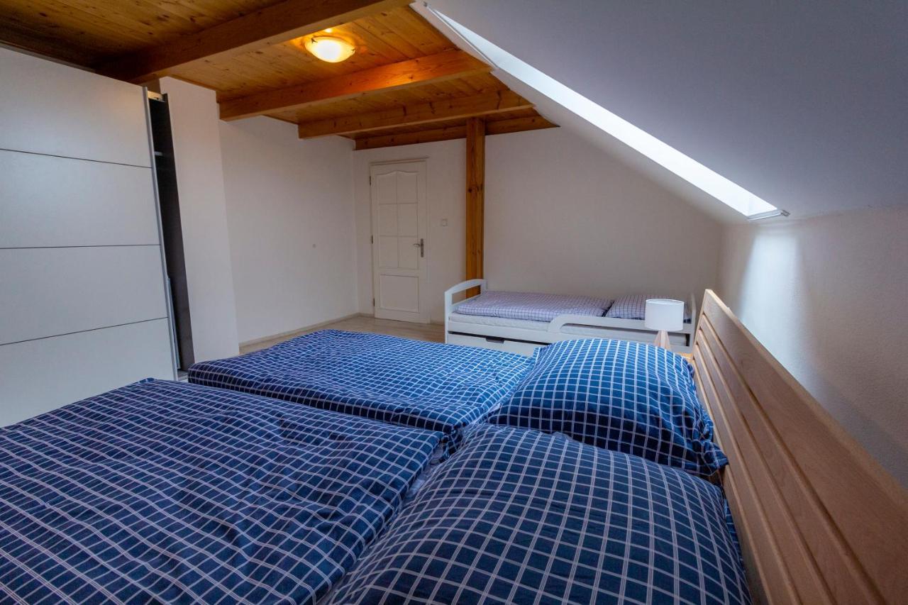 Apartmanovy Dum Vilémovice Exteriör bild