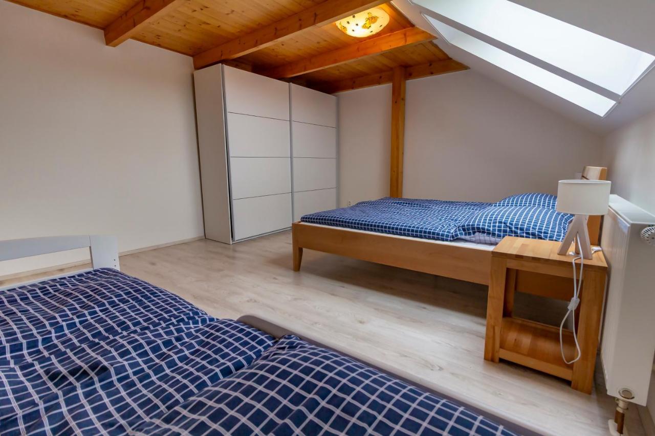 Apartmanovy Dum Vilémovice Exteriör bild