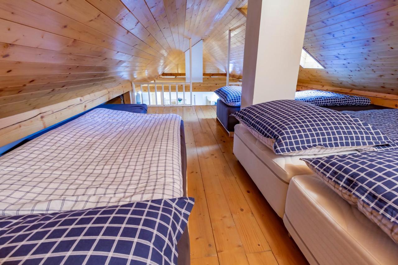 Apartmanovy Dum Vilémovice Exteriör bild